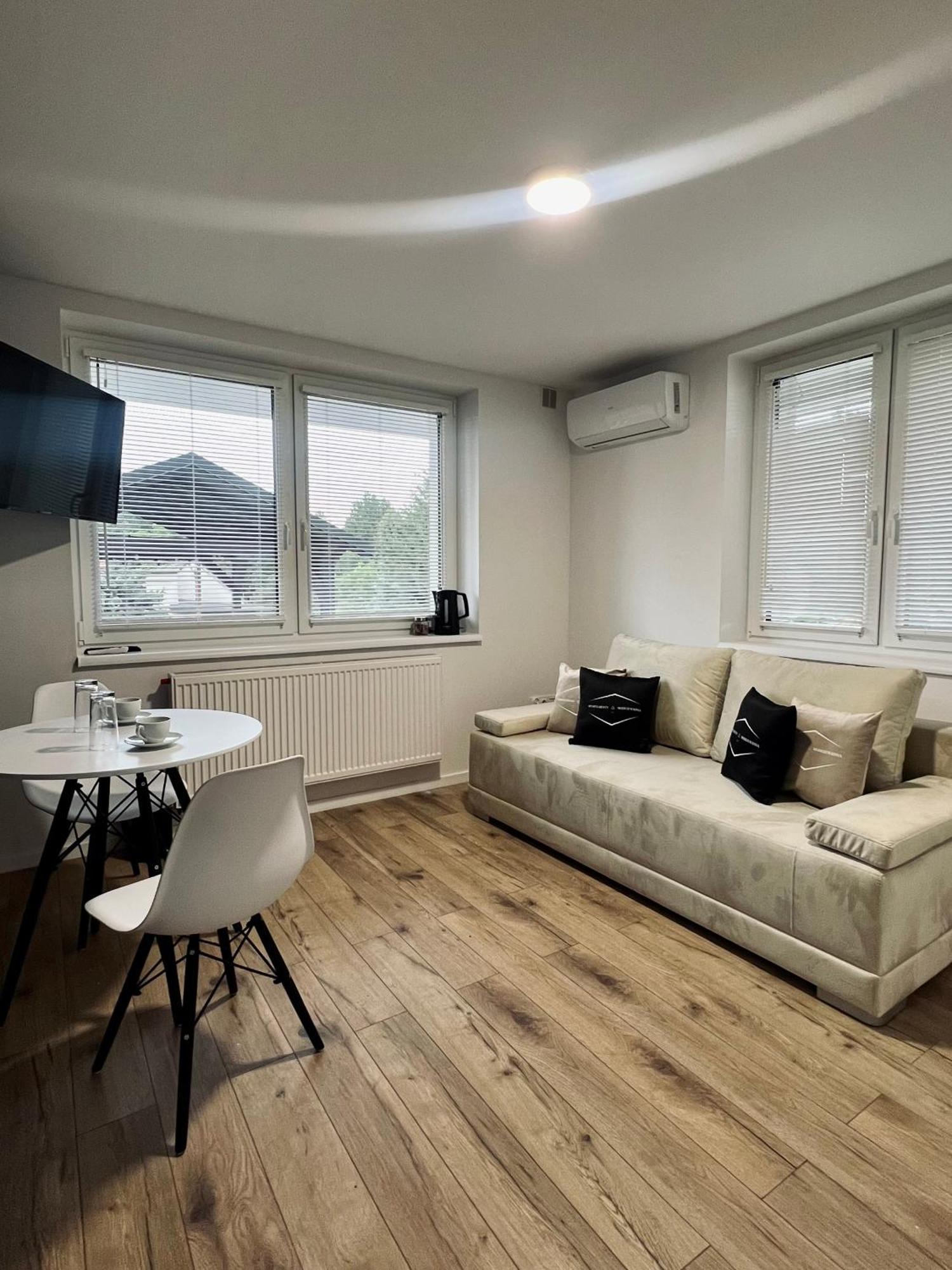 Apartamenty Modrzewiowa Zator Piotrowice  Bagian luar foto